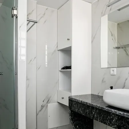 Santorini Life Vibrant Studio 50m From The Beach Apartman
