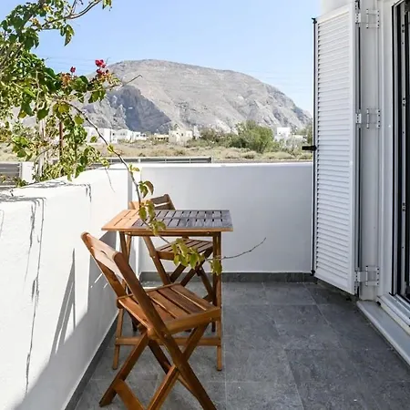 Santorini Life Vibrant Studio 50m From The Beach Apartman Perísza